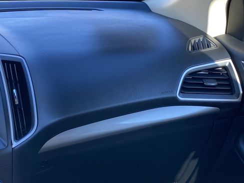 Used 2020 Ford Edge SEL w/ Convenience Package image 22