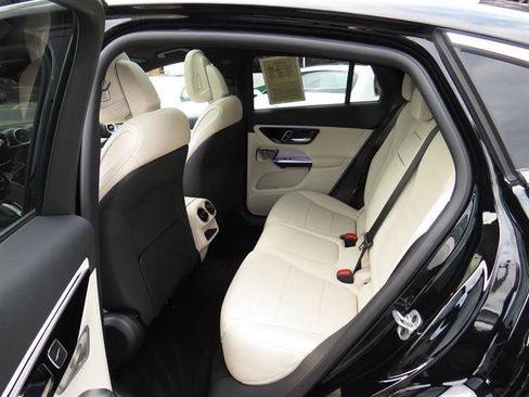 Used 2025 Mercedes-Benz GLC 300 GLC 300 4MATIC image 22