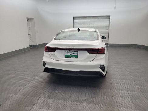 Used 2023 Kia Forte LXS w/ LXS Technology Package FWD image 7