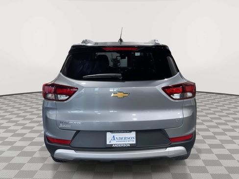 Used 2025 Chevrolet TrailBlazer LT FWD image 8