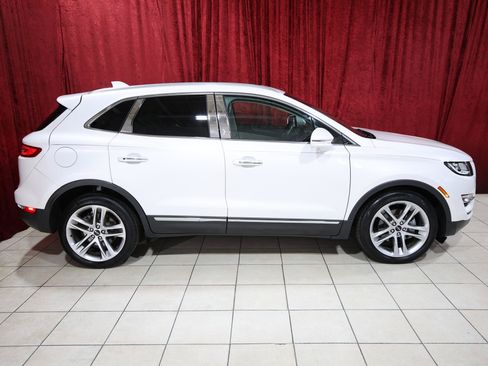 Used 2019 Lincoln MKC Reserve w/ MKC Climate Package FWD image 8