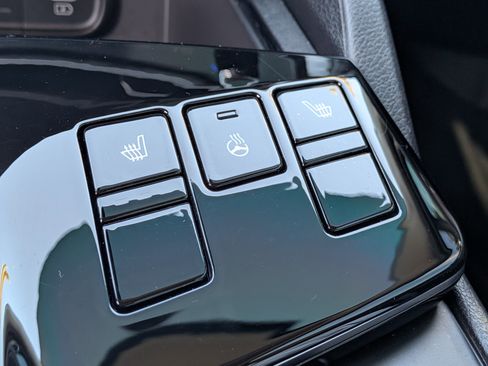 Used 2023 Kia Sportage EX image 22