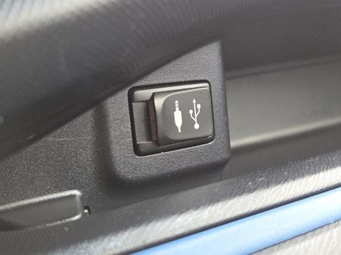 Used 2013 Toyota Prius C Two image 4