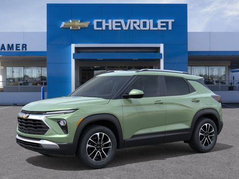 New 2026 Chevrolet TrailBlazer LT w/ Convenience Package FWD image 26