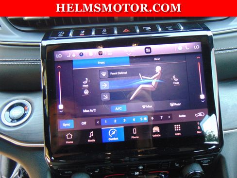 Certified 2024 Jeep Grand Cherokee L Limited RWD image 24