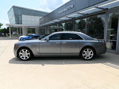 Used 2013 Rolls-Royce Ghost RWD image 2