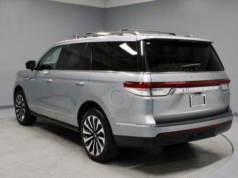 Used 2023 Lincoln Navigator Reserve w/ Equipment Group 201A image 10