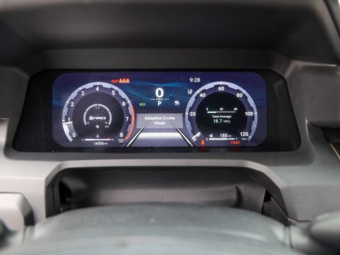 Certified 2024 Toyota Tacoma TRD Off-Road AWD/4WD image 18
