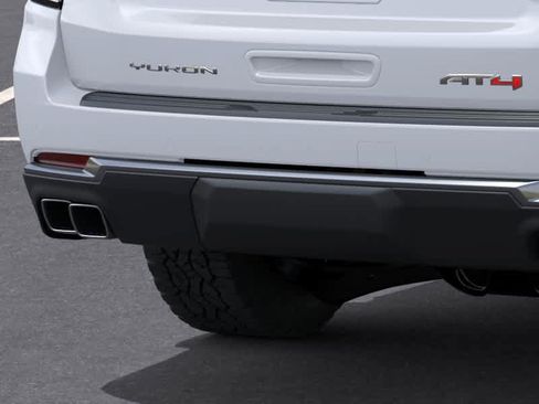 New 2026 GMC Yukon AT4 AWD/4WD image 14
