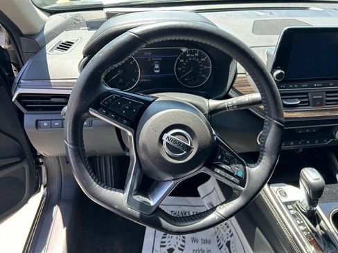 Used 2020 Nissan Altima 2.5 SL FWD image 17