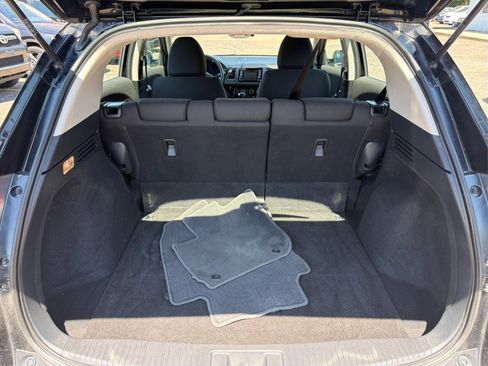 Used 2018 Honda HR-V LX image 12