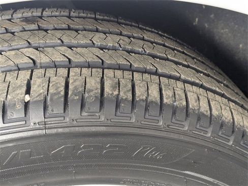 Used 2023 Dodge Durango GT image 9