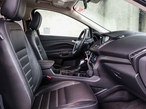 Used 2018 Ford Escape SEL image 16