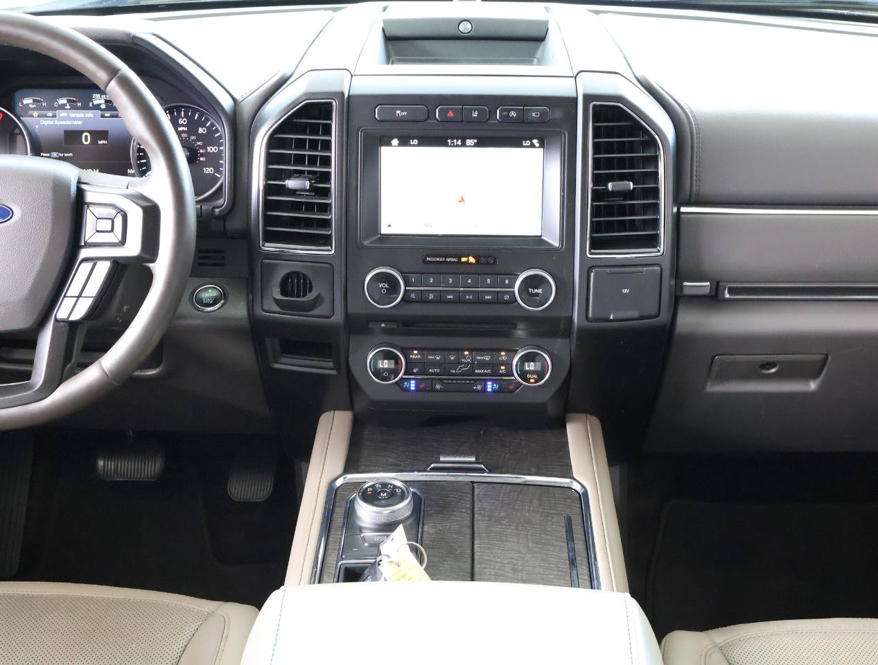 Used 2018 Ford Expedition Limited w/ Equipment Group 302A RWD image 17