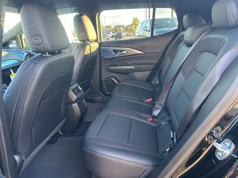 New 2026 Chevrolet Equinox EV LT image 28