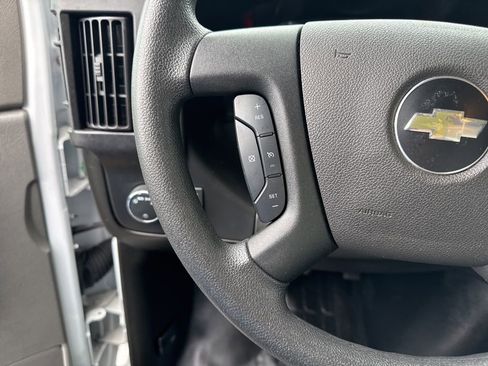 Used 2024 Chevrolet Express 3500 w/ Power Convenience Package RWD image 12