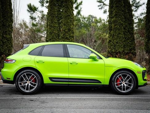 Used 2022 Porsche Macan S w/ Premium Package Plus image 12