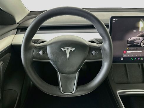 Used 2023 Tesla Model 3 Standard Range RWD image 17