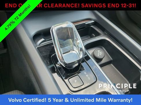 Certified 2023 Volvo XC60 B5 Ultimate w/ Climate Package image 20