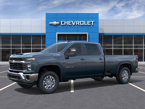 New 2026 Chevrolet Silverado 3500 LT AWD/4WD image 2