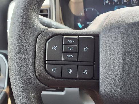 New 2026 Ford F250 XLT w/ XLT Premium Package AWD/4WD image 12