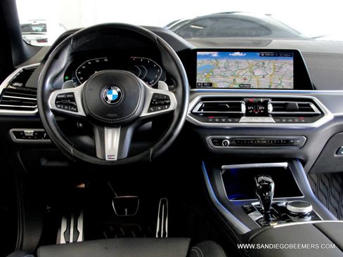Used 2022 BMW X5 sDrive40i w/ M Sport Package RWD image 25