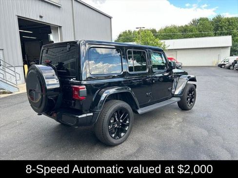 Certified 2020 Jeep Wrangler Unlimited Sahara AWD/4WD image 3
