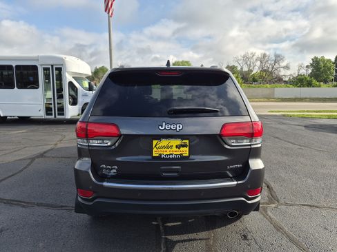 Used 2018 Jeep Grand Cherokee Limited AWD/4WD image 7