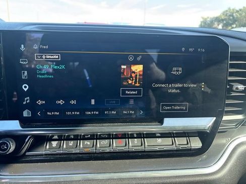 Used 2025 Chevrolet Silverado 3500 High Country w/ Technology Package AWD/4WD image 12