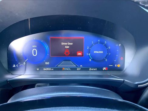 Used 2022 Ford Escape SEL w/ Technology Package image 22