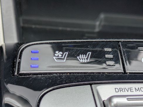 Certified 2024 Hyundai Tucson Limited FWD image 24