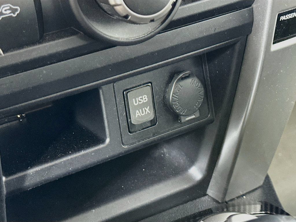 Used 2019 Toyota 4Runner SR5 Premium AWD/4WD image 33