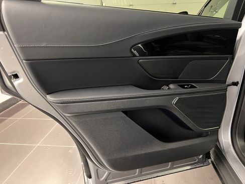 New 2026 Lincoln Nautilus Premier image 35