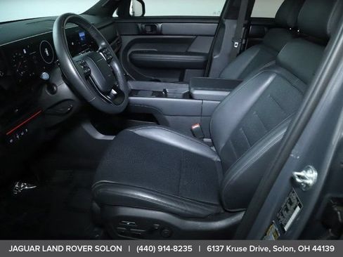 Used 2025 Hyundai Santa Fe Calligraphy AWD/4WD image 17