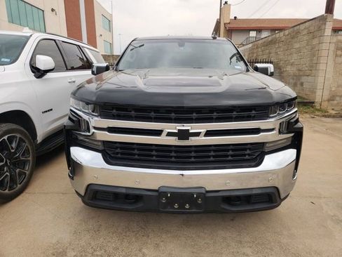 Used 2020 Chevrolet Silverado 1500 LT w/ Texas Edition image 2