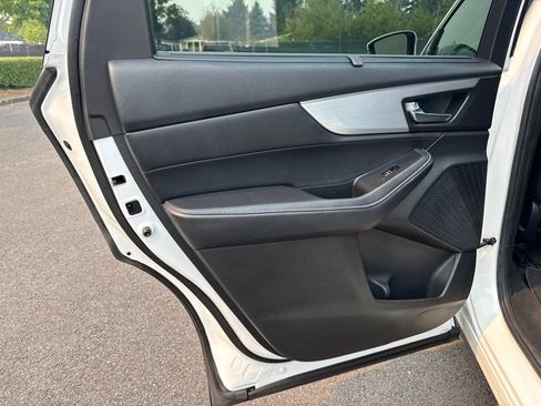 Used 2023 Acura MDX SH-AWD w/ Technology Package image 21