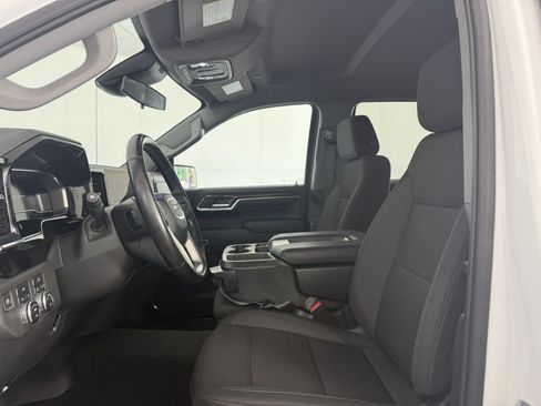 Used 2023 GMC Sierra 1500 SLE AWD/4WD image 14