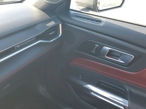 Used 2025 Ford Mustang GT Premium image 24