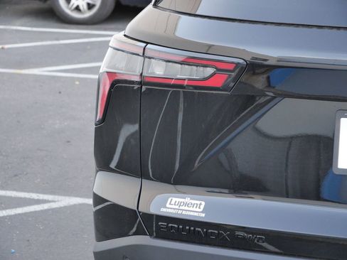 New 2026 Chevrolet Equinox RS w/ Convenience Package III image 5