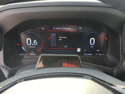 Used 2025 Ford Explorer Platinum w/ Ultimate Package image 16