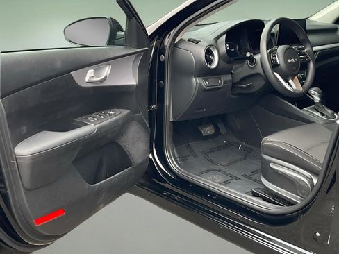 Used 2024 Kia Forte LXS image 11