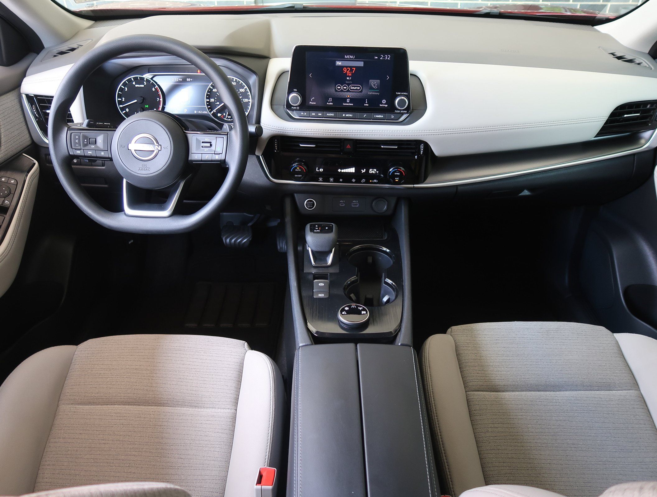 Used 2022 Nissan Rogue SV AWD/4WD image 14