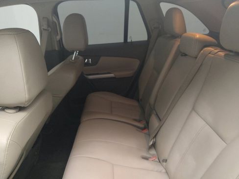 Used 2014 Ford Edge SEL w/ Equipment Group 205A AWD/4WD image 18