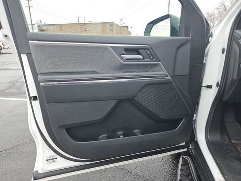 New 2026 GMC Sierra EV Elevation image 17