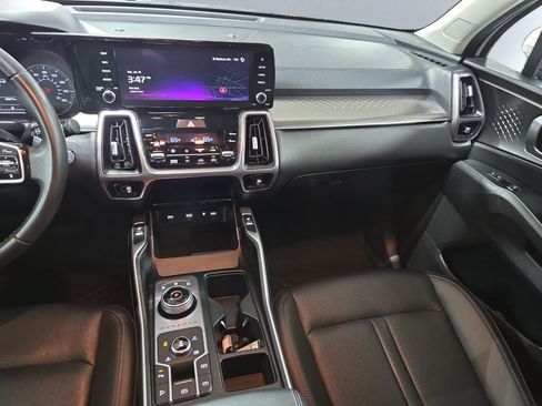 Used 2023 Kia Sorento EX AWD/4WD image 17