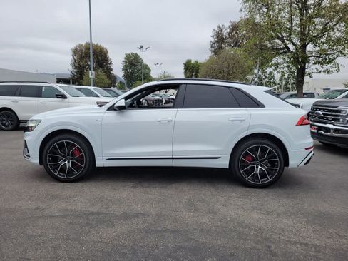 Used 2022 Audi Q8 Premium Plus w/ Premium Plus Package AWD/4WD image 2