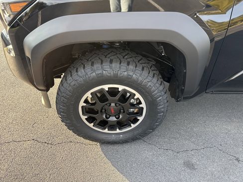 New 2026 Toyota Tacoma TRD Off-Road image 9