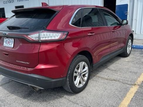 Used 2016 Ford Edge Titanium w/ Equipment Group 302A FWD image 4
