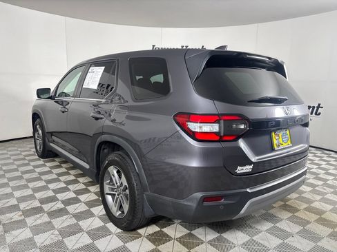 Used 2023 Honda Pilot EX-L image 6
