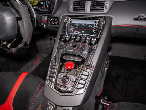 Used 2016 Lamborghini Aventador LP 750-4 Superveloce image 52